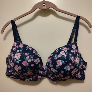 Victoria's Secret Wireless Push Up 38C
